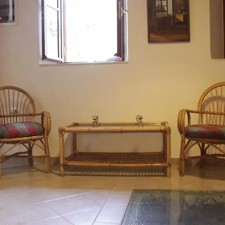 Appartement Old Town Kamara